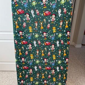 Little Sleepies Christmas crib sheet